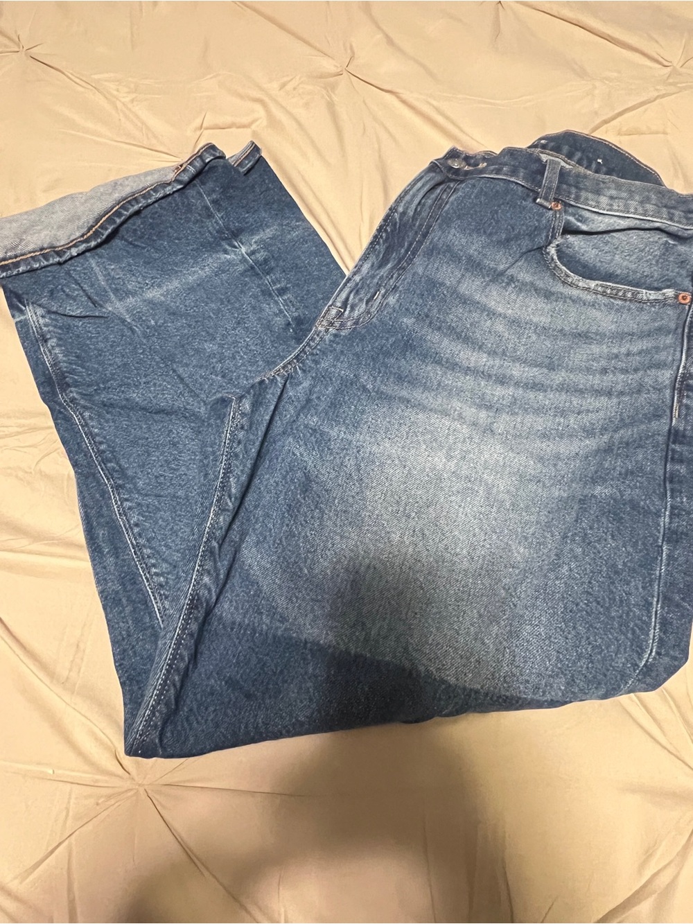 American Eagle Outfitters Women's Medium Wash Straight Leg Strigid Jeans
